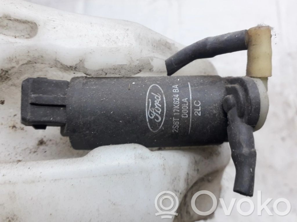 Mazda 2 Pompa spryskiwacza szyby przedniej / czołowej 