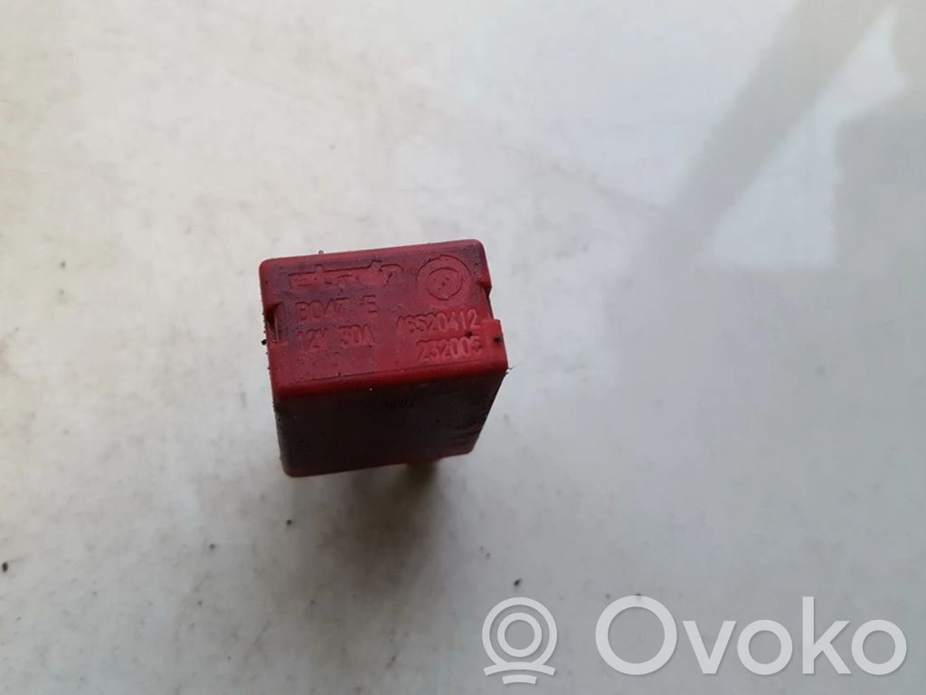 Otros relés   46520412,232005,232005,46520412