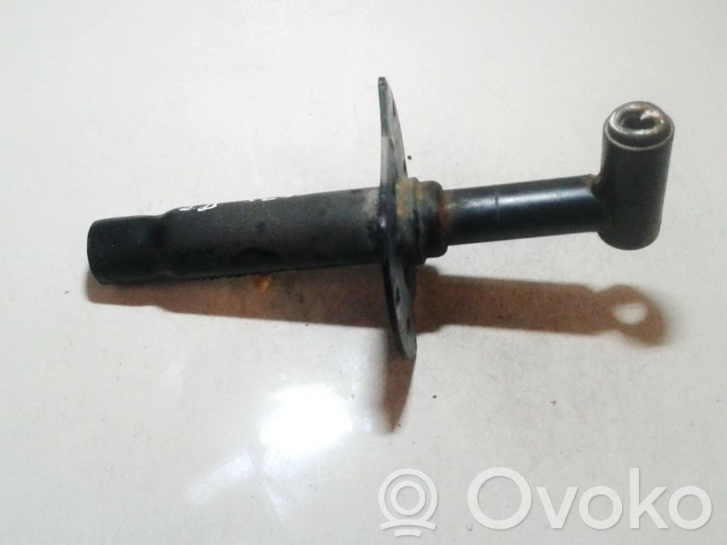 Soporte del parachoques delantero