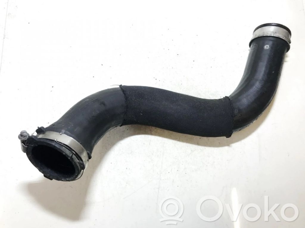 Furtun/conductă intercooler   4F0145737D,4F0145737D