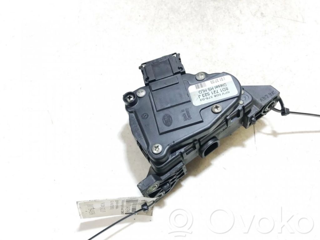 Volkswagen PASSAT B5.5 Pedală accelerație 