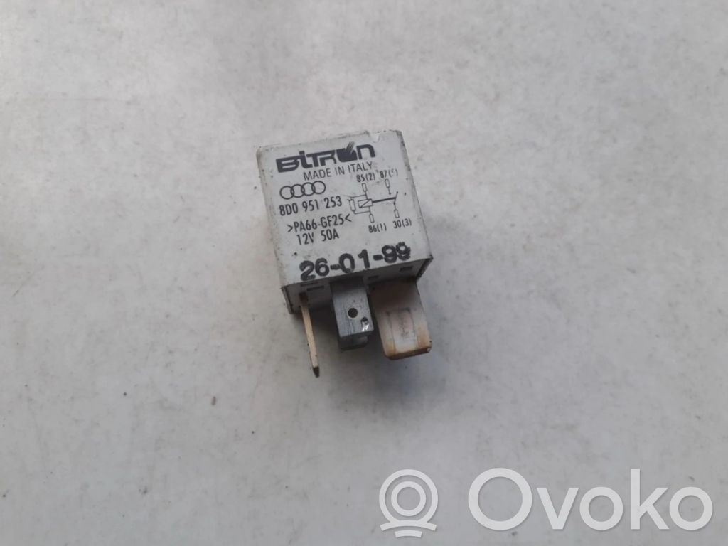 Otros relés   8D0951253,8D0951253