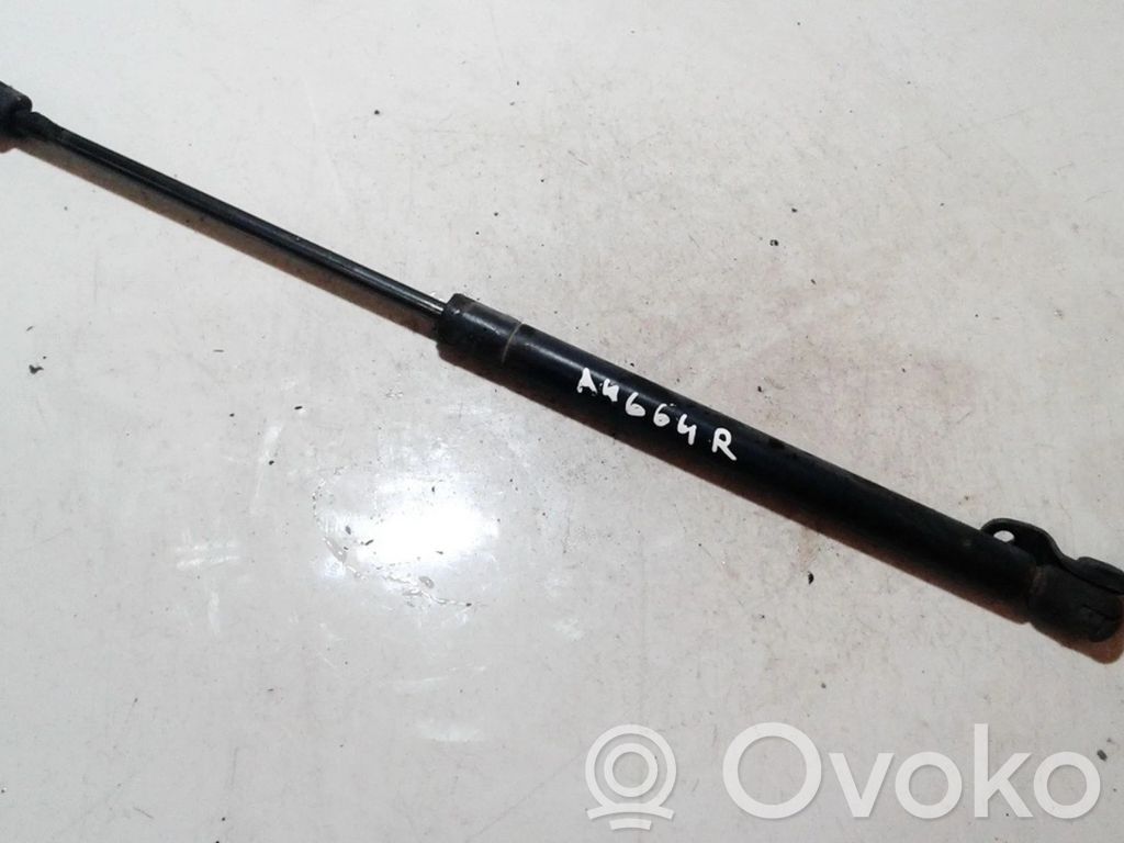 Volkswagen Polo III 6N 6N2 6NF Ammortizzatore portellone posteriore/bagagliaio