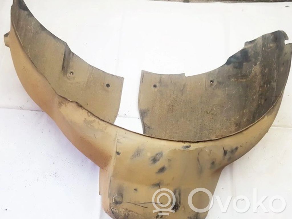 Audi A4 S4 B5 8D Rivestimento paraspruzzi parafango posteriore 