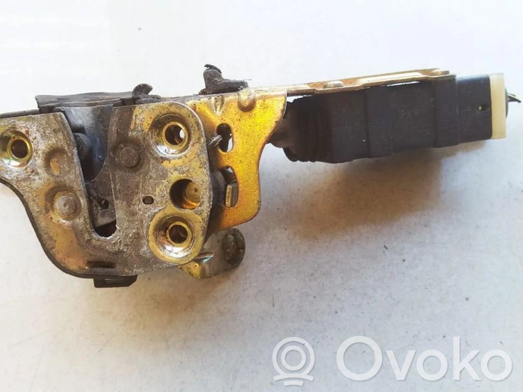 Opel Astra F Serratura portiera posteriore 