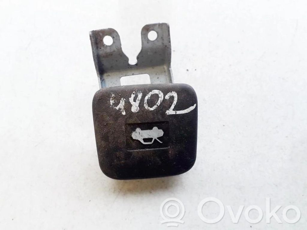 Chevrolet Captiva Manetă capotă