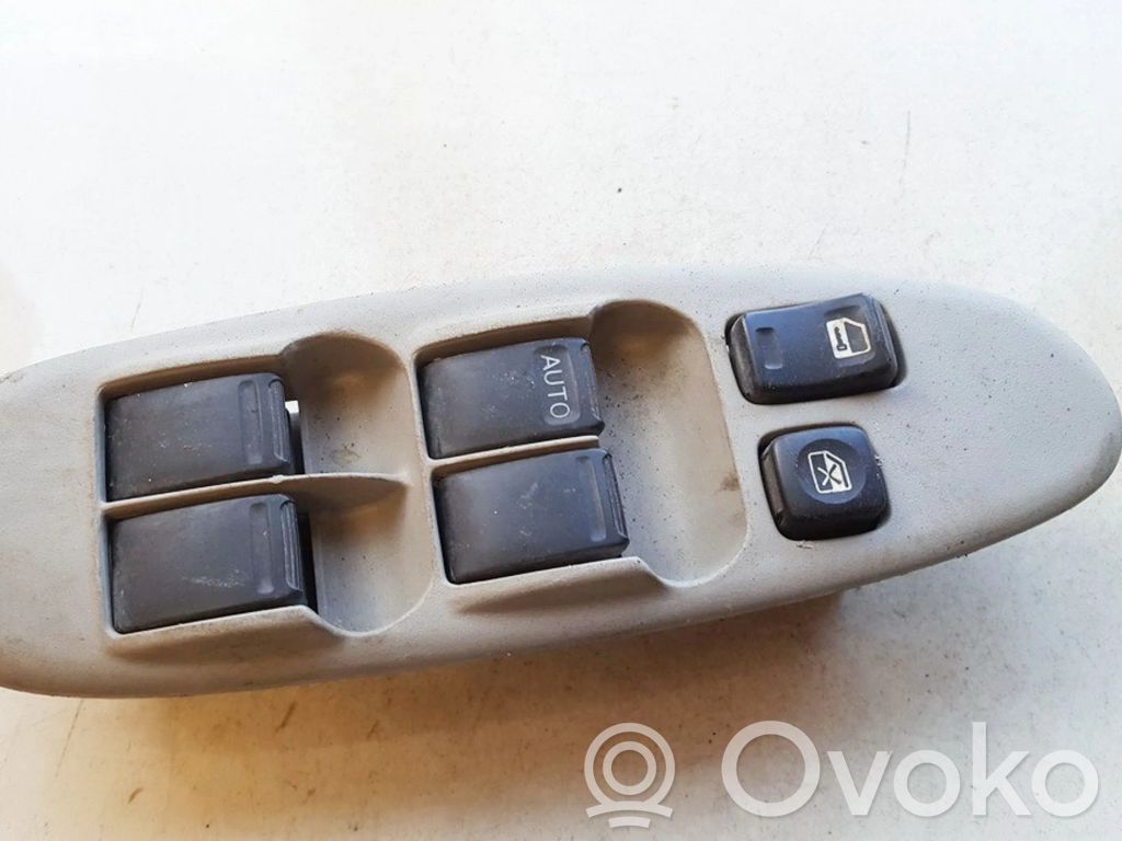 Nissan Almera Tino Interruttore di controllo dell’alzacristalli elettrico 