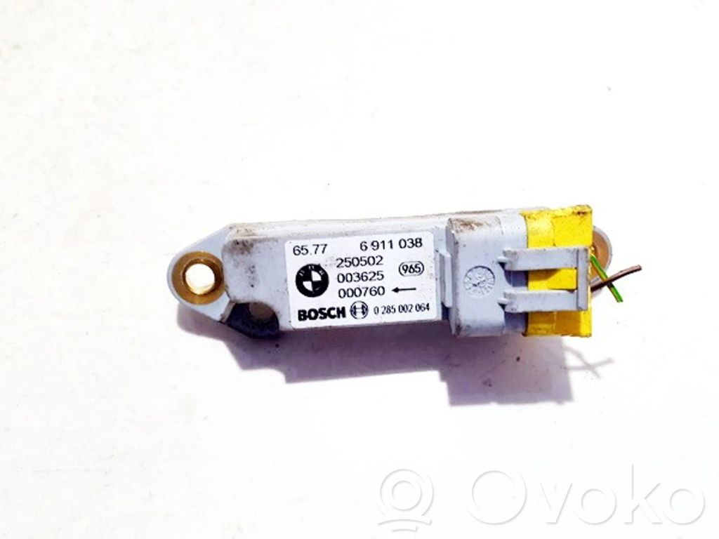Sensor impacto/accidente para activar Airbag   65776911038,0285002064,65776911038
