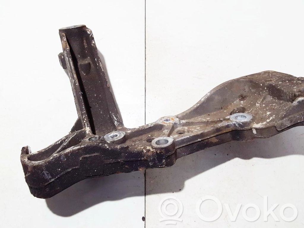 Audi A3 S3 8P Braccio di controllo sospensione anteriore inferiore/braccio oscillante