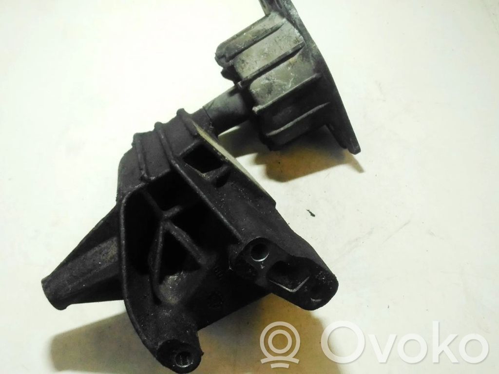 Alfa Romeo 147 Engine mount bracket 