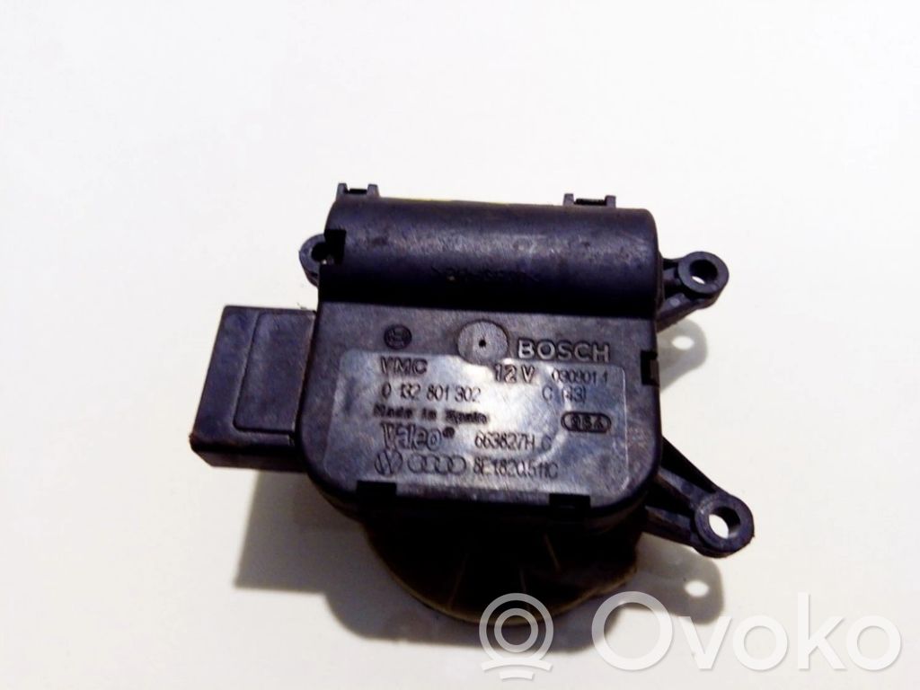 Audi A4 S4 B6 8E 8H Motor/actuator clapetă aer 