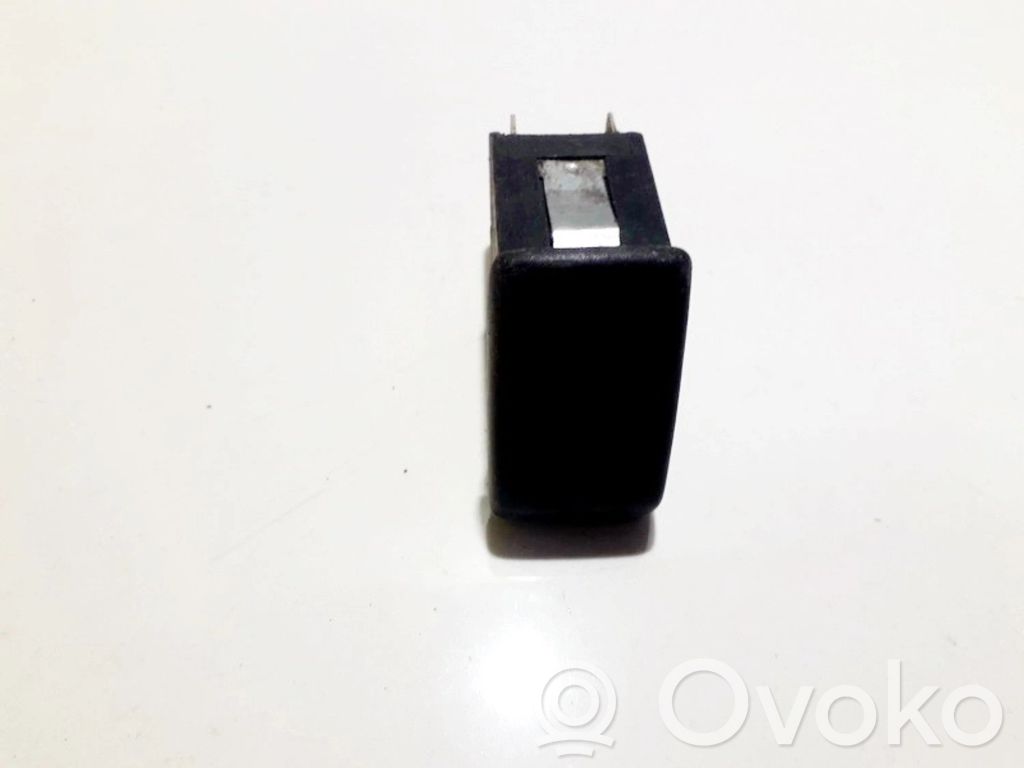 Botón interruptor de luz de peligro   693901,693901