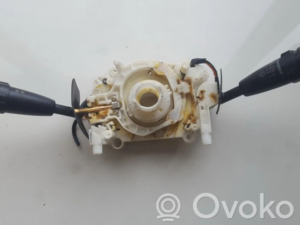 KIA Carnival Wiper turn signal indicator stalk/switch 