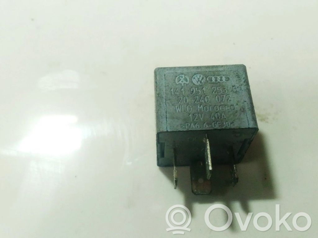 Alte relee   141951253B,141951253B