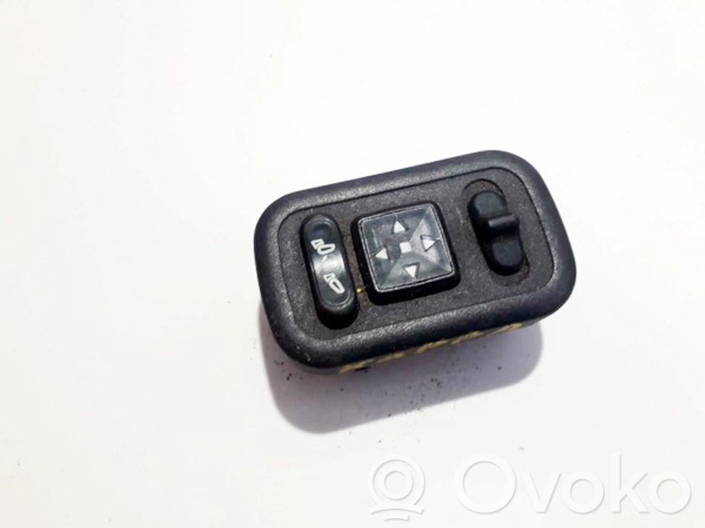 Wing mirror switch   C063,C063