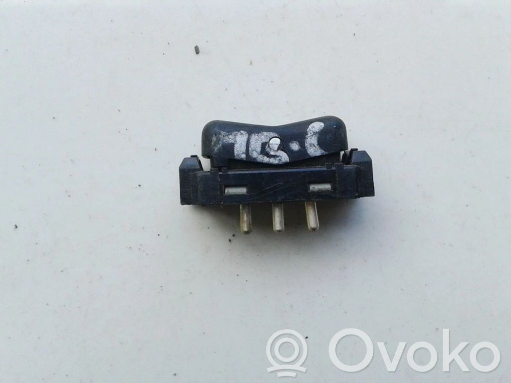 Mercedes-Benz E W124 Otros interruptores/perillas/selectores