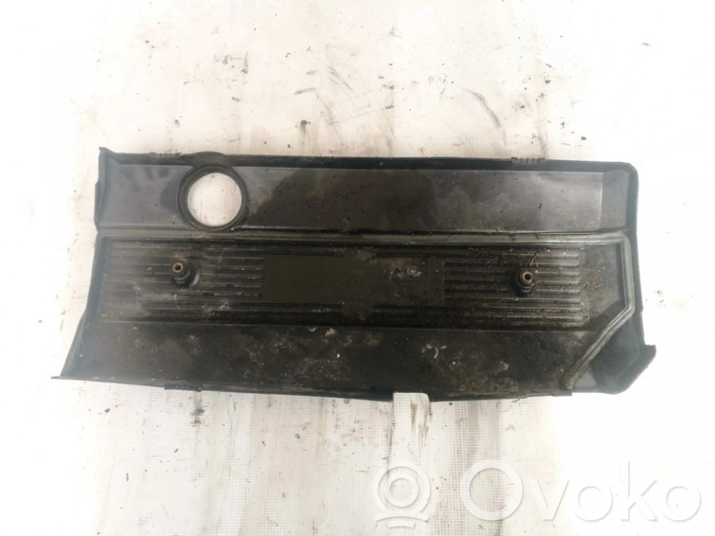 BMW 5 E39 Couvercle cache moteur 