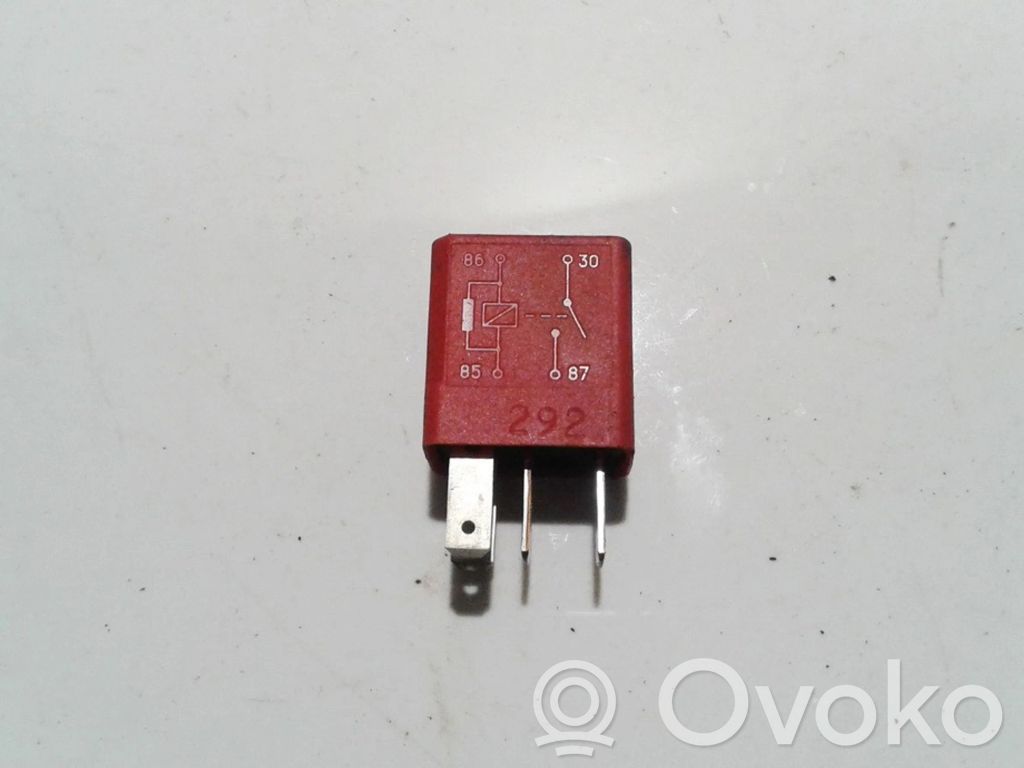 Fiat Punto (188) Inne przekaźniki 