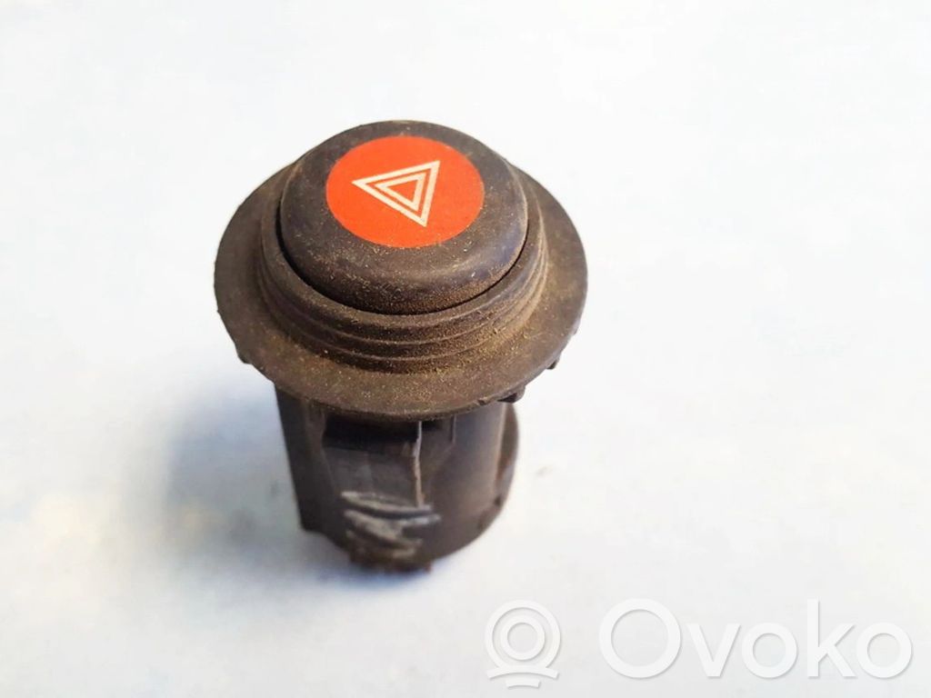 Hazard light switch   90181853,90181853