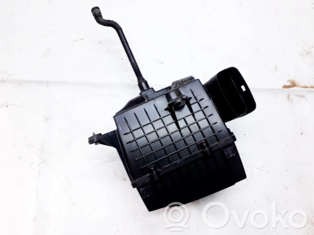 Skoda Fabia Mk2 (5J) Air filter box 