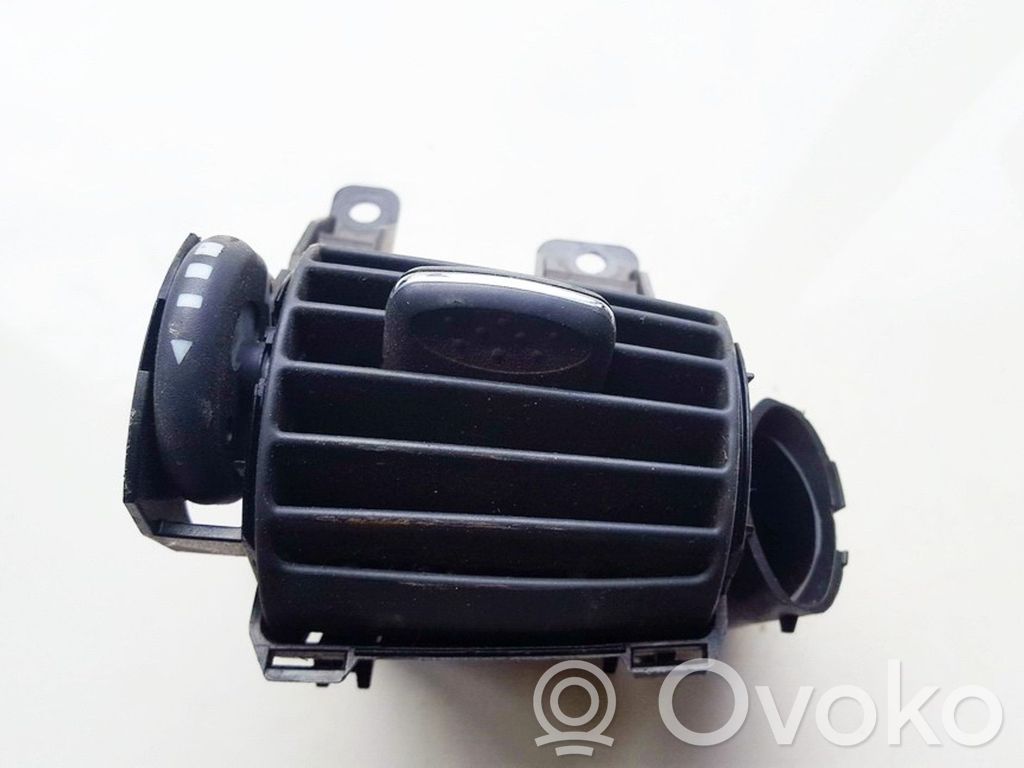 Mercedes-Benz C W203 Grilă ventilație centrală 