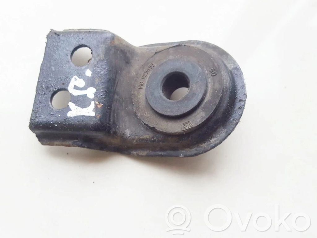 Fixation de radiateur   MB925655,MB925655