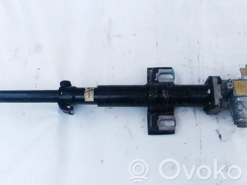 Opel Omega B1 Ohjauspyörän akseli 