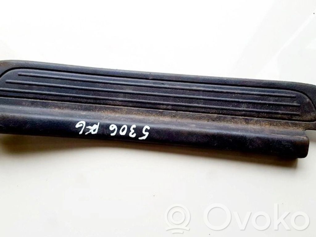 Capac prag spate   30866706,30866706