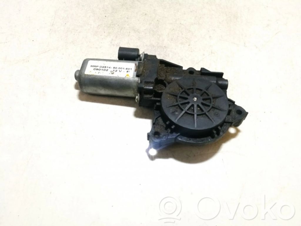Fiat Stilo Motor del regulador de la ventanilla de la puerta delantera 