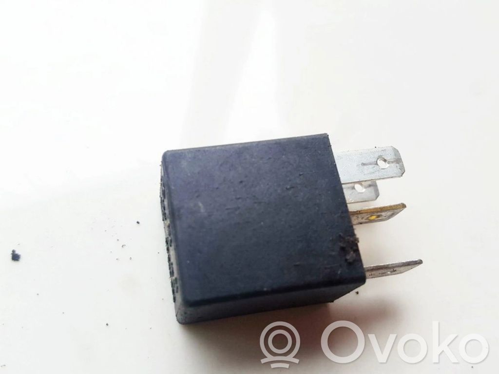 Opel Vectra B Altri relè