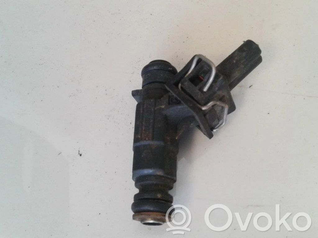 Mercedes-Benz A W168 Injector combustibil 
