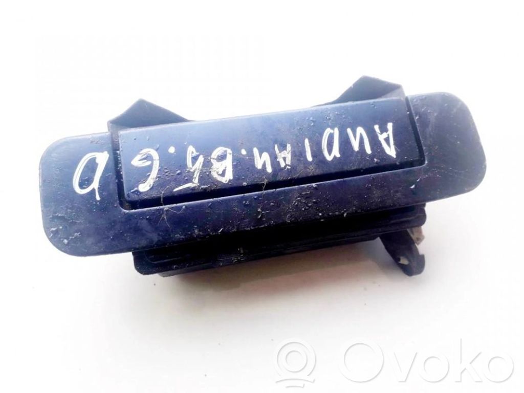 Audi A4 S4 B5 8D Etuoven ulkokahva 