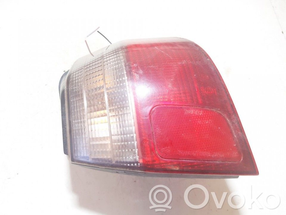 Mitsubishi Galant Luci posteriori 