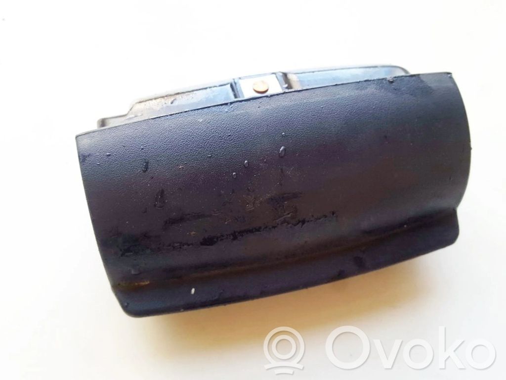 Opel Astra F Posacenere auto 