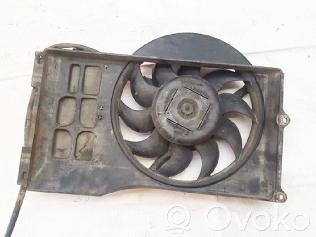 Audi A6 S6 C4 4A Lüfterzarge 