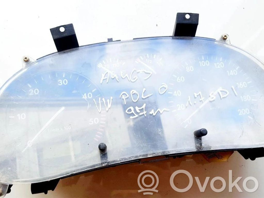 Volkswagen Polo III 6N 6N2 6NF Licznik / Prędkościomierz 