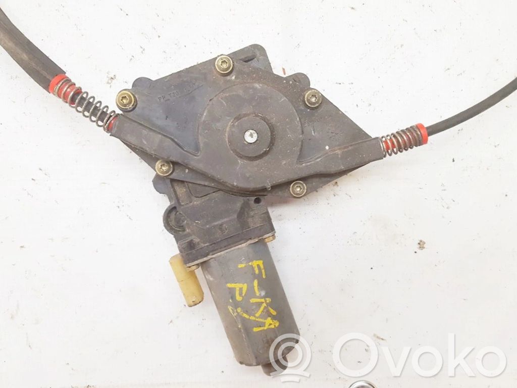 Regulador con motor de la ventanilla de la puerta corredera   0130821682,0130821682