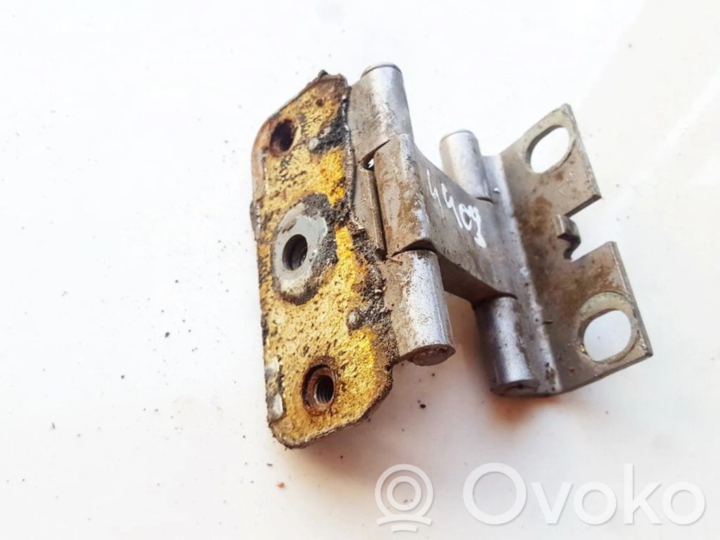 Jeep Grand Cherokee (WJ) Tailgate/trunk/boot hinge 