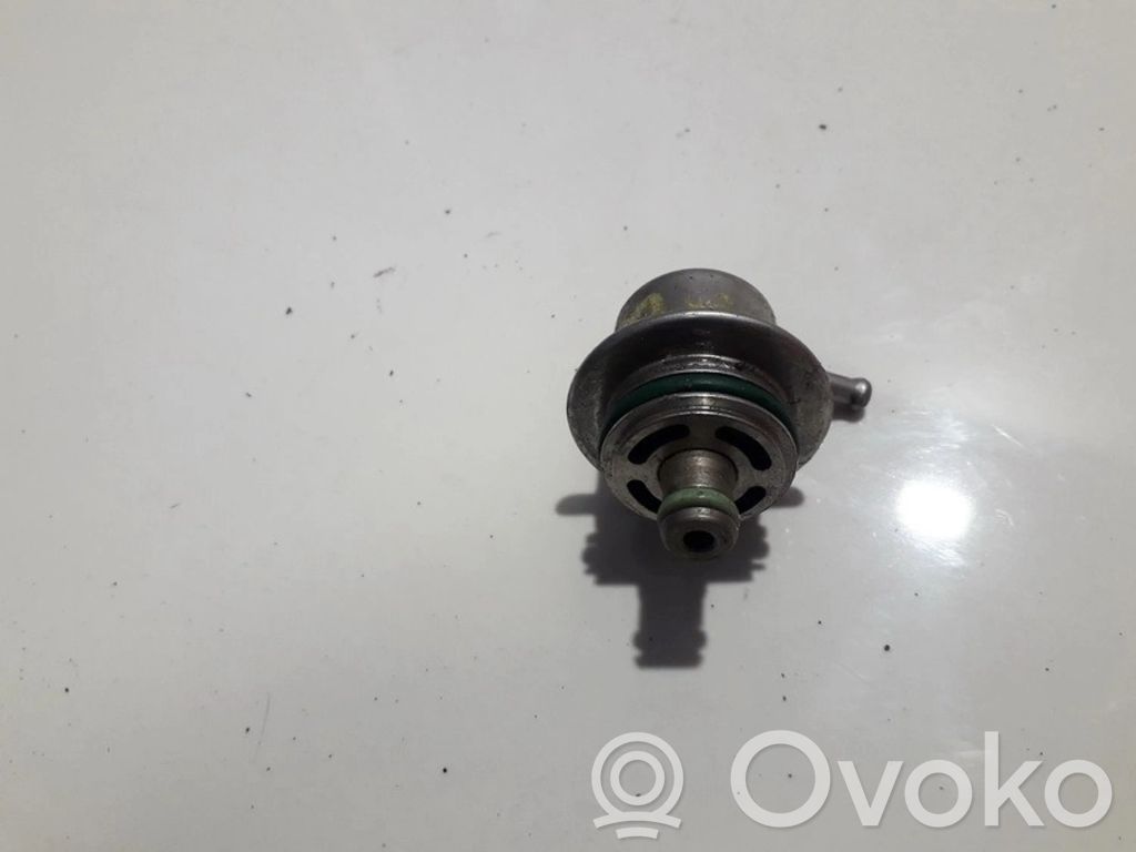 Peugeot 406 Sensor de presión de combustible 
