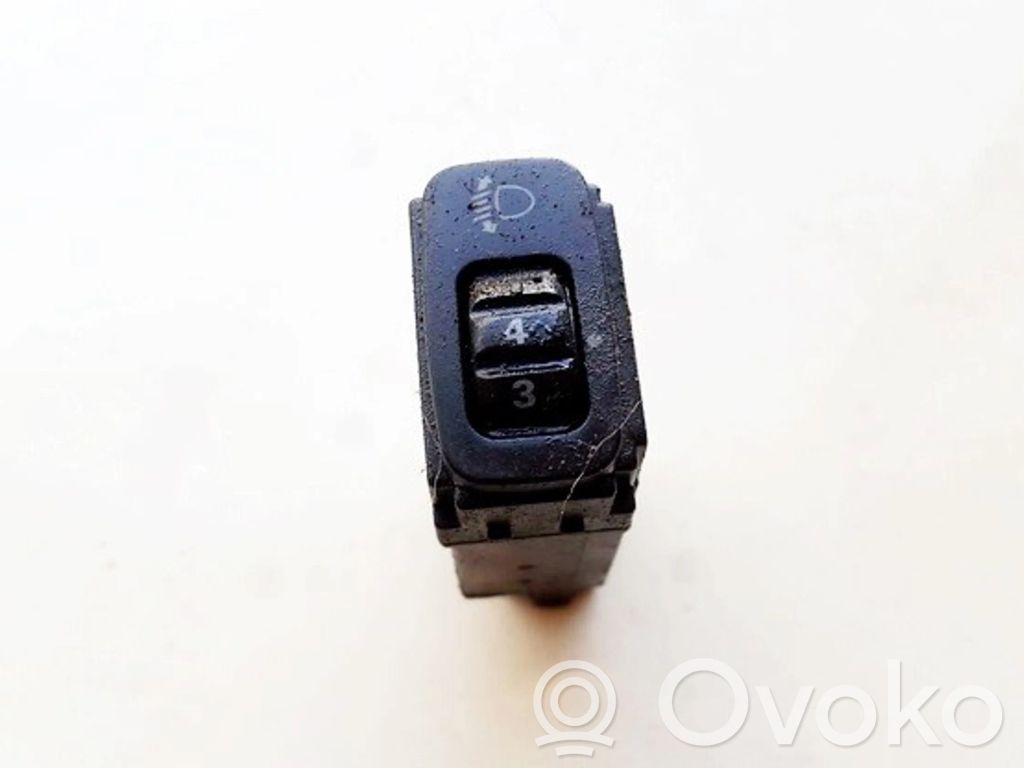 Mitsubishi Space Wagon Interruptor de control de altura del faro delantero 