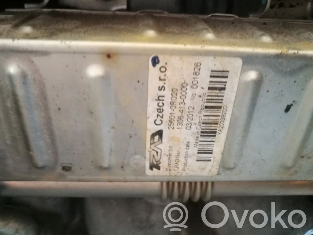 Toyota Avensis T270 Valvola di raffreddamento EGR