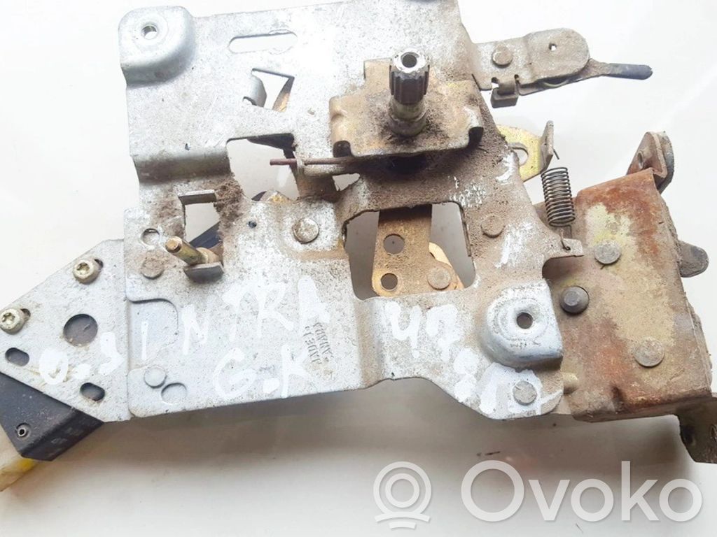 Opel Sintra Takaoven lukko 