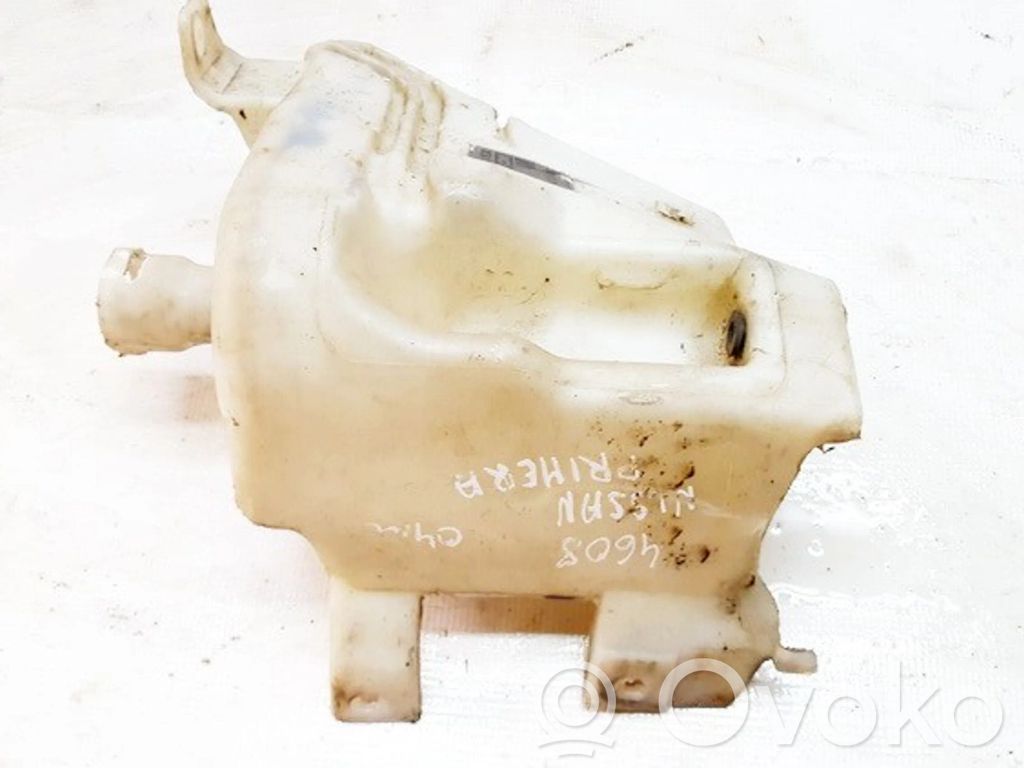 Nissan Primera Zbiornik płynu do spryskiwaczy szyby przedniej / czołowej 