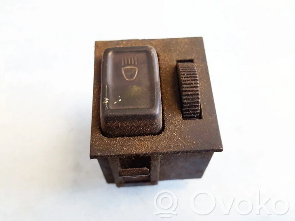 Volkswagen Jetta I Interruptor de luz 