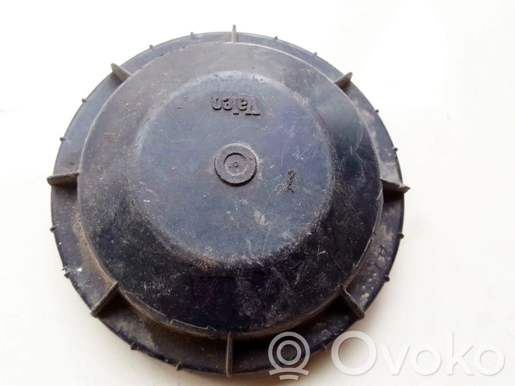 Deckel Abdeckung Scheinwerfer   60975810,60975810