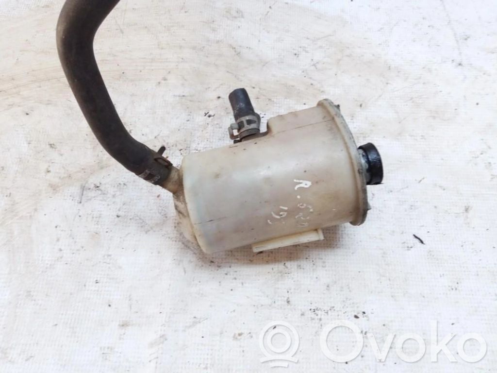 Serbatoio/vaschetta del liquido del servosterzo