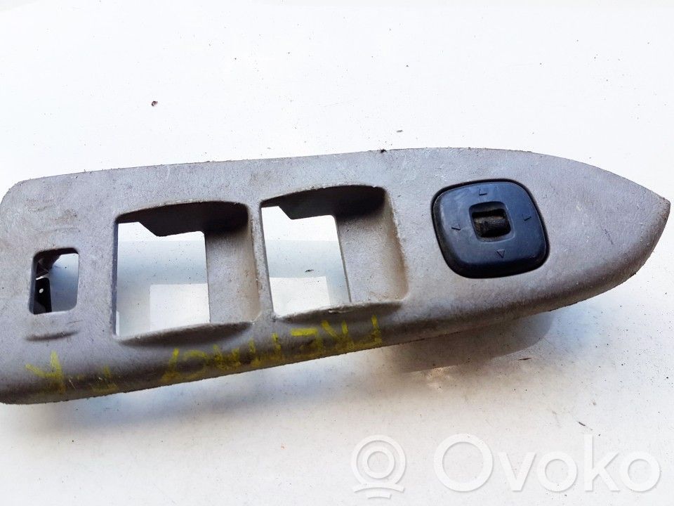 Mazda 626 Wing mirror switch 