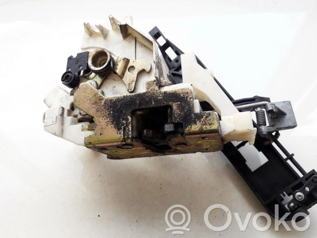 Ford Mondeo Mk III Zamek drzwi tylnych 