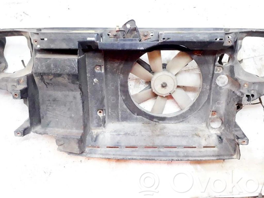 Audi 80 90 B3 Osłona wentylatora chłodnicy 