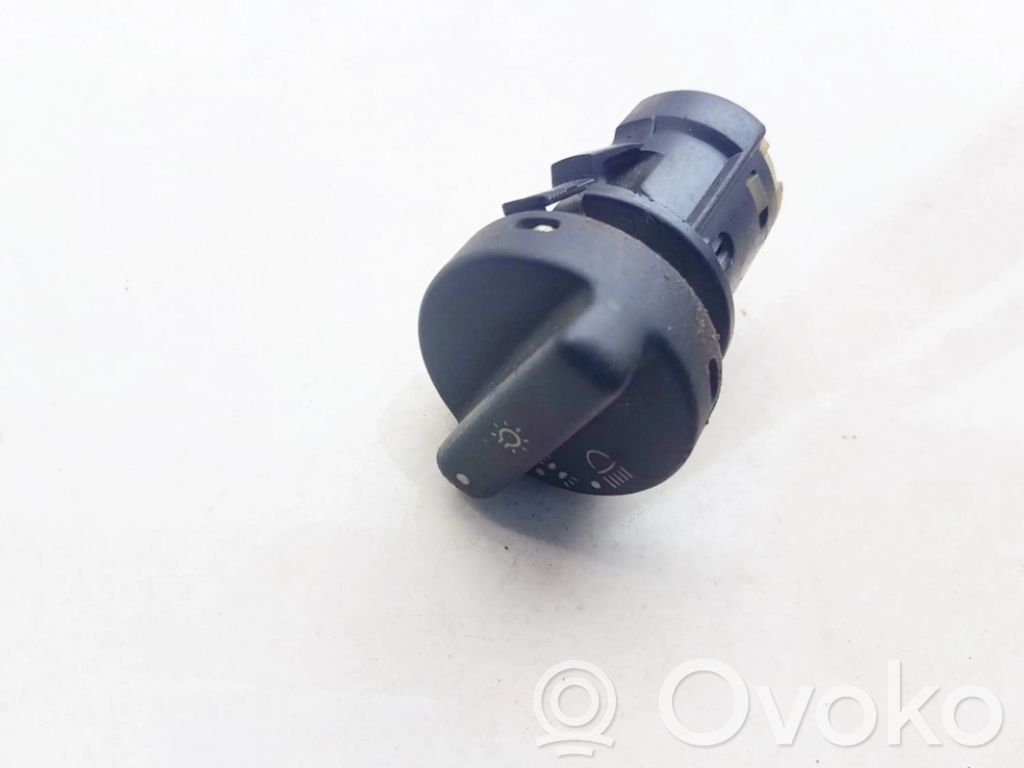 Interruptor de luz   85GG11667AA,85GG11667AA